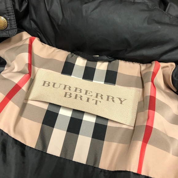 70% off- Beautiful Burberry down jacket